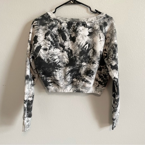 BALANCE ATHLETICA Black and Gray Crop Tie Dye Crew Neck Sweatshirt Size Medium - Picture 6 of 6